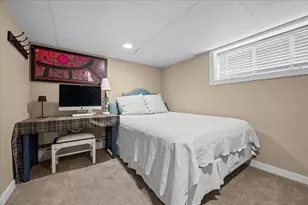 642 Ash St, Winnetka, IL 60093 - Photo 29