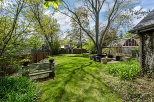 1288 Ridgewood Dr, Highland Park, IL 60035 - Photo 27