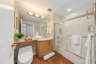 57 E Delaware Pl, Chicago, IL 60611 - Photo 19