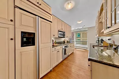 57 E Delaware Place #3102, Chicago, IL 60611 - Photo 9