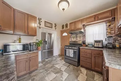 16729 Dixie Highway, Hazel Crest, IL 60429 - Photo 3