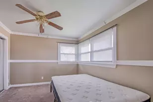 4113 W Crystal Lake Rd, McHenry, IL 60050 - Photo 9