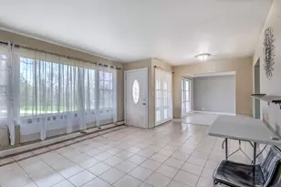 4113 W Crystal Lake Rd, McHenry, IL 60050 - Photo 3