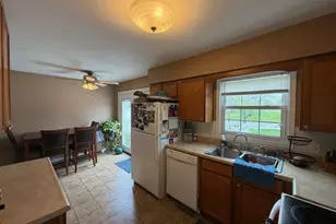 4731 18 Ave Ct Ave, Moline, IL 61265 - Photo 7