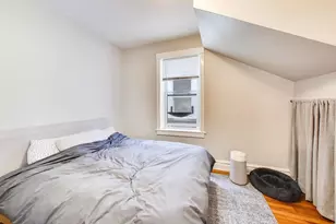 5147 W Cullom Ave, Chicago, IL 60641 - Photo 11