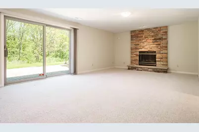 [Address not provided], Rockford, IL 61107 - Photo 31