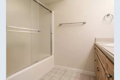 [Address not provided], Rockford, IL 61107 - Photo 37