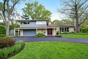 629 W Elm St, Wheaton, IL 60189 - Photo 1