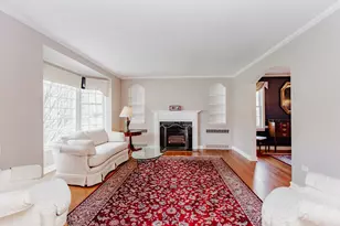 6239 N Lenox Ave, Chicago, IL 60646 - Photo 3