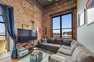 2525 N Sheffield Ave, Chicago, IL 60614 - Photo 5