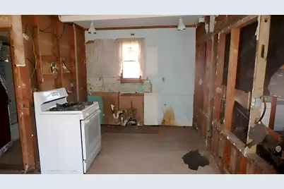 3136 N 17060E Road, Momence, IL 60954 - Photo 9