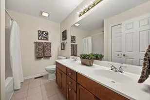 1N165 Mission Ct, Winfield, IL 60190 - Photo 23