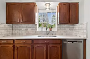 118 S Atherton Ct, Bloomingdale, IL 60108 - Photo 11