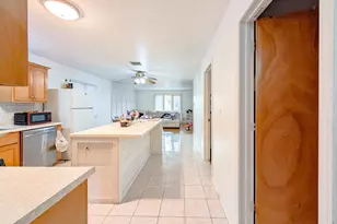 2029 19th Ave, Melrose Park, IL 60160 - Photo 11