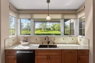 318 Erie Cir, Bloomingdale, IL 60108 - Photo 13