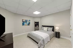318 Erie Cir, Bloomingdale, IL 60108 - Photo 37