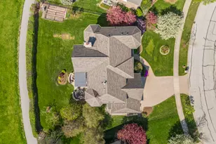 318 Erie Cir, Bloomingdale, IL 60108 - Photo 43