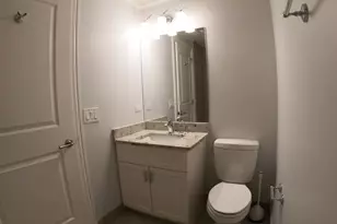 1609 W Warren Blvd, Chicago, IL 60612 - Photo 9