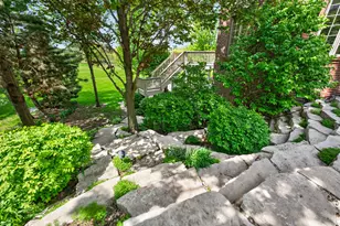 39W835 Goldenrod Dr, Saint Charles, IL 60175 - Photo 101
