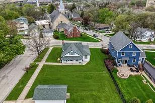 302 E Division St, Lemont, IL 60439 - Photo 5