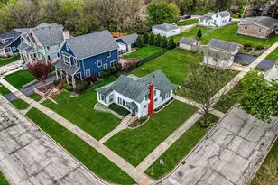 302 E Division St, Lemont, IL 60439 - Photo 3