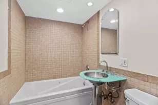125 Callan Ave, Evanston, IL 60202 - Photo 7