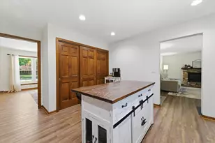 2357 Wyckwood Dr, Aurora, IL 60506 - Photo 11