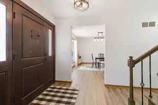 2357 Wyckwood Dr, Aurora, IL 60506 - Photo 3