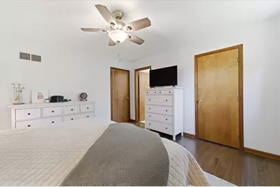 2357 Wyckwood Drive, Aurora, IL 60506 - Photo 15