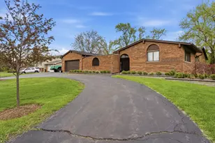 24262 W Rose Ave, Lake Zurich, IL 60047 - Photo 47