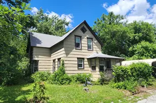 2230 Norfolk Ave, Crete, IL 60417 - Photo 1
