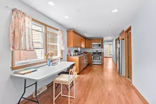 1835 W 34th St, Chicago, IL 60608 - Photo 11