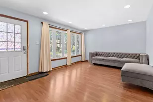 1835 W 34th St, Chicago, IL 60608 - Photo 3