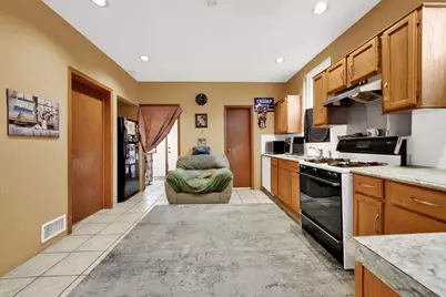 3841 S Lowe Avenue, Chicago, IL 60609 - Photo 5
