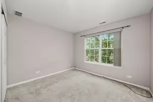 485 S Jade Ln, Round Lake, IL 60073 - Photo 11