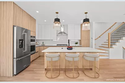 704 E 41 Street, Chicago, IL 60653 - Photo 9