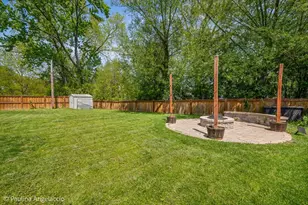36449 N Streamwood Dr, Gurnee, IL 60031 - Photo 21