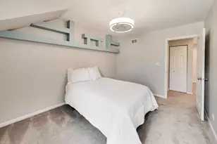 513 E Central Rd, Arlington Heights, IL 60005 - Photo 17