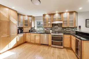 513 E Central Rd, Arlington Heights, IL 60005 - Photo 7