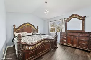 18 Ascot Ln, Streamwood, IL 60107 - Photo 7