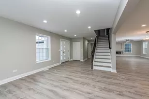 2920 22nd Pl, North Chicago, IL 60064 - Photo 9