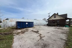 1324 E New York St, Aurora, IL 60505 - Photo 7