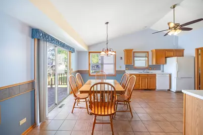 1621 Ash Avenue, Woodstock, IL 60098 - Photo 5