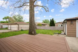 90 Peyton Dr, Chicago Heights, IL 60411 - Photo 5