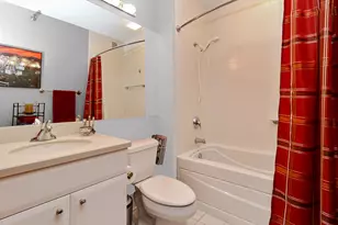 33 W Ontario St, Chicago, IL 60654 - Photo 9
