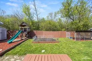 6N542 Wyoming Ave, Saint Charles, IL 60174 - Photo 23