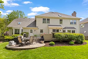 2689 Fox River Ln, Naperville, IL 60565 - Photo 33