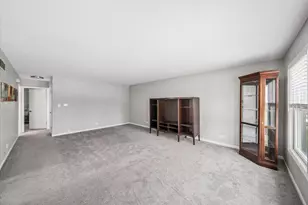 76 Briar St, Glen Ellyn, IL 60137 - Photo 5