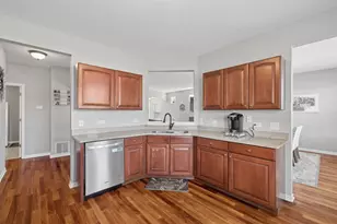 30098 Autumn Dr, Beecher, IL 60401 - Photo 9