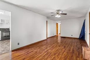 9032 US Route 150, Oakwood, IL 61858 - Photo 7